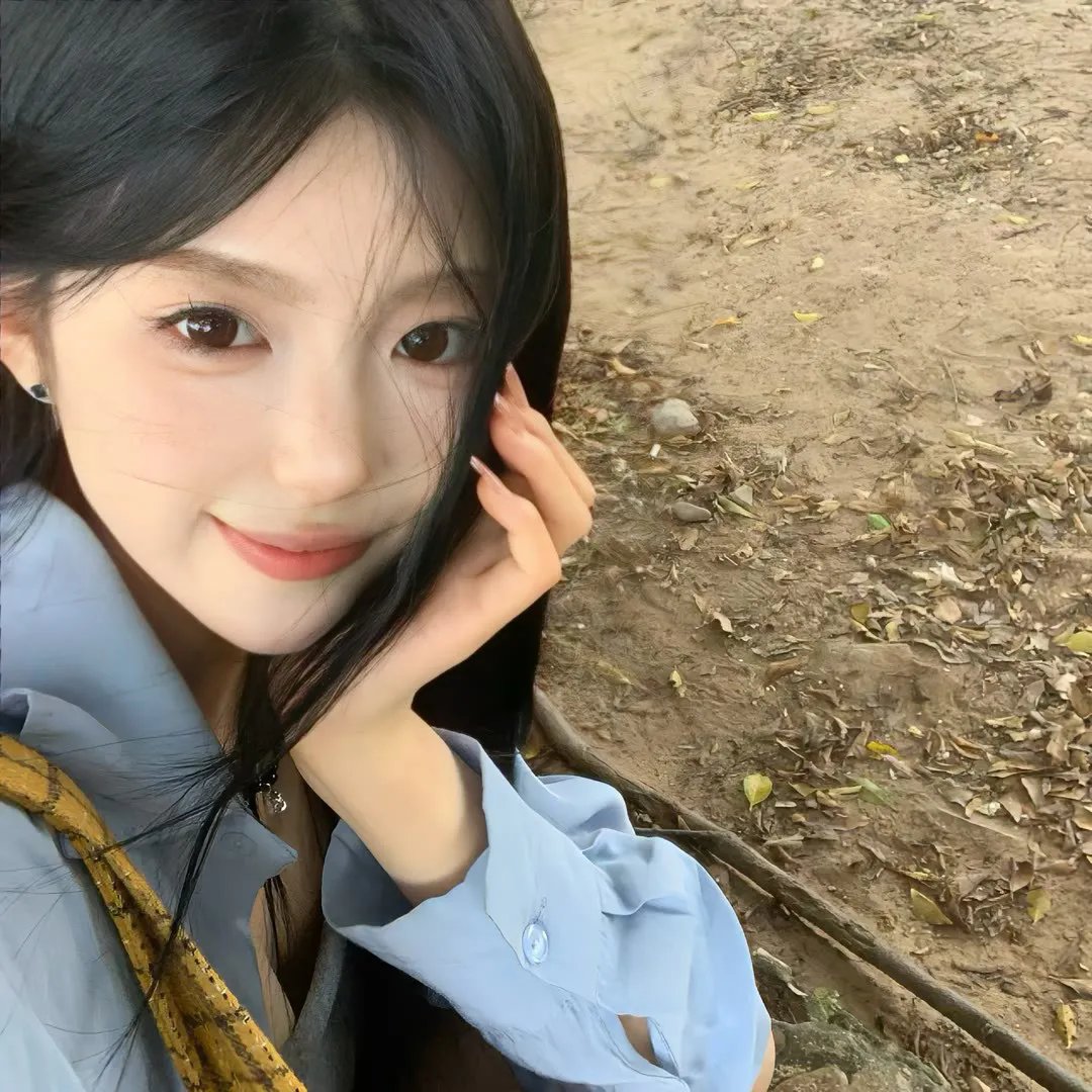 碧海红波